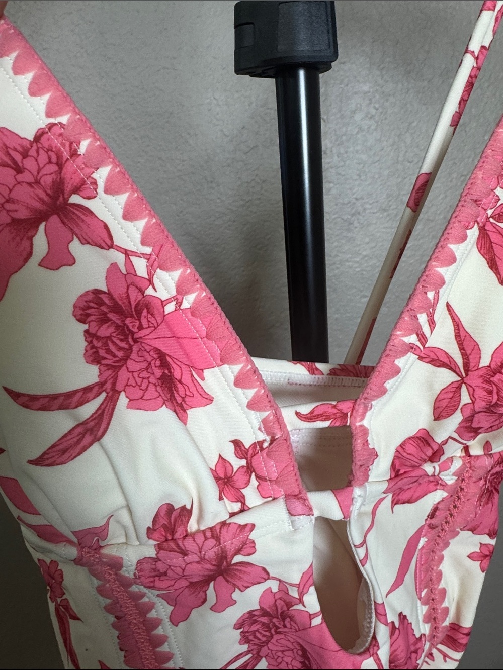 Cupshe Pink Floral One-Piece Swimsuit - Picture 7 of 12